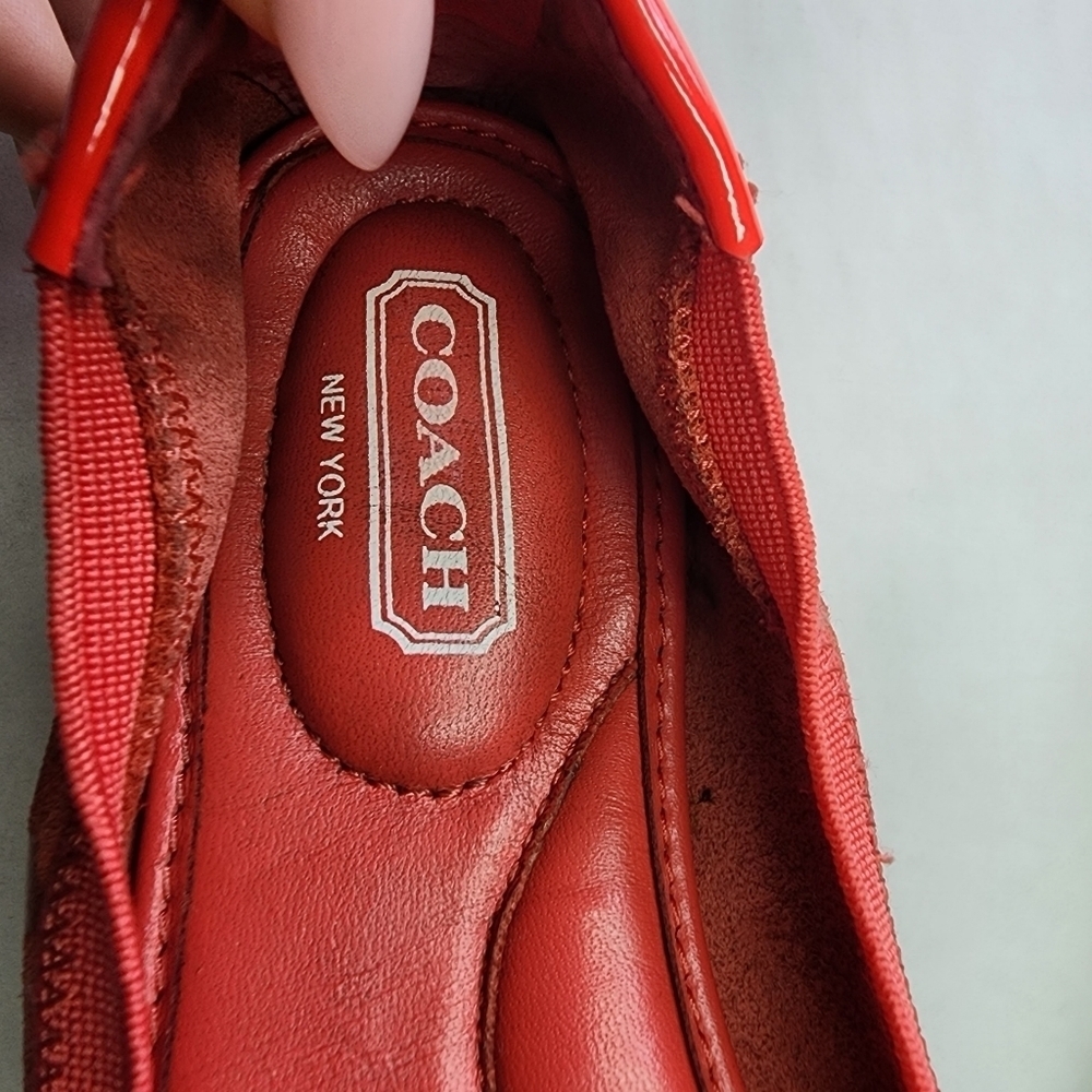 🌸 Coach |‎ Patent Leather Flats, size 6.5 red - Picture 2 of 7